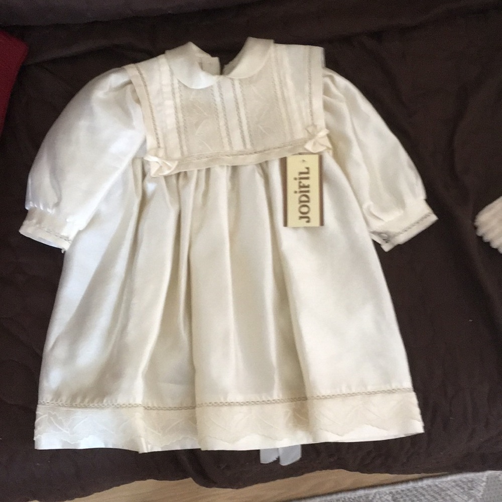 New with tags 2T ton3T dress